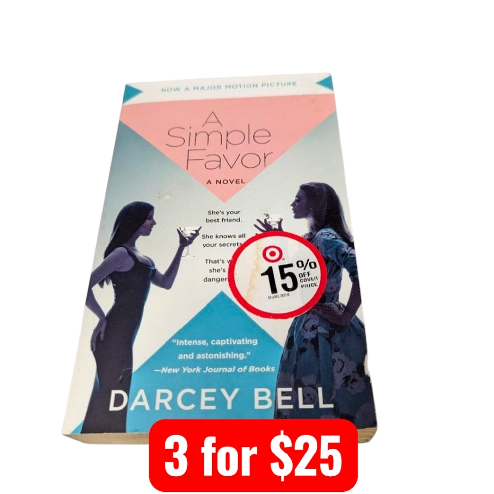 A Simple Favor by Darcey Bell Paperback
